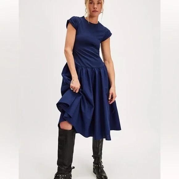 Free People Dresses & Skirts - Free People Afternoon Elegance Blue Midi Dress